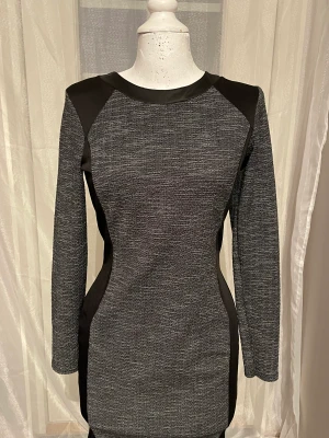 Fin klänning  - Tyvärr kommer den aldrig till användning. 