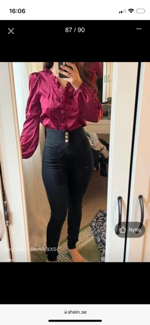 Svart stretch byxor!  - Högmidjade svarta byxor använt en gång! 