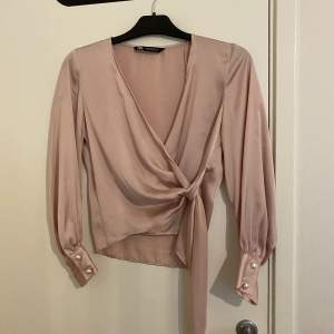 Rosa blus den zara