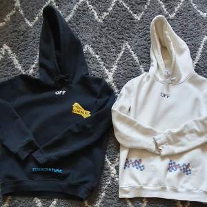 Säljer dessa två off whote hoodie. Trycket på båda är lite sönder men inget som syns på långt håll. Båda väldigt tjocka och bekväma.