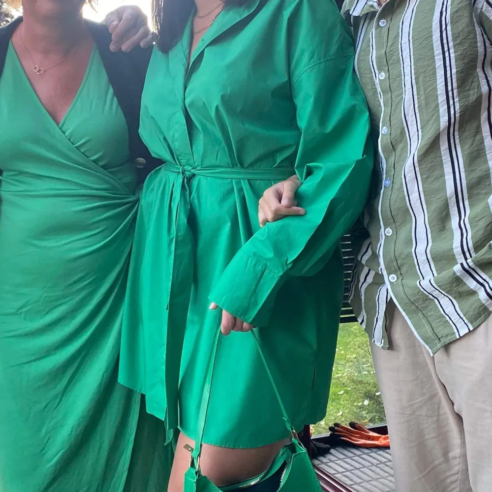Super super fin skjortklänning från hm!!. Mekot.
