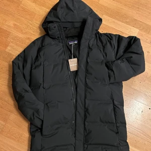 Patagonia Parka Glacier M’s - Patagonia Parka Glacier M’s Storlek medium ny med tags Säljes då det var en present jag inte ville ha. Nypris 5500kr