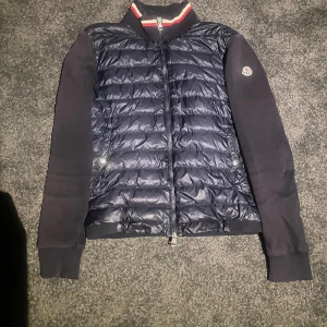 Moncler  - Moncler jacka