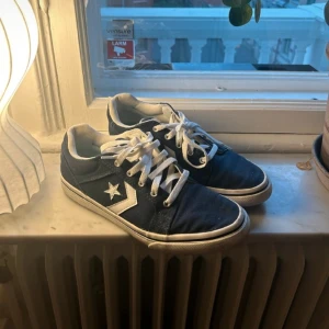 Converse  - Nästan nyskick, använd några få gånger