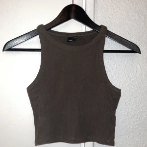 Ginatricot linne - Säljer ett linne från Gina i storlek S men sitter mer som en xs och är i bra skick 