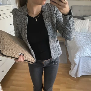 Kavaj  - Kavaj/kofta i bra skick🙌🙌