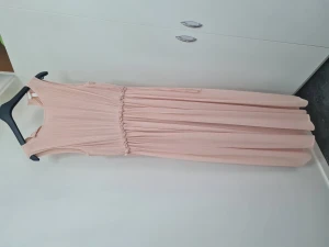 Lång klänning  - Ej användas lång klä