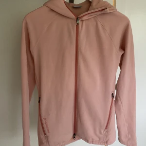 Houdini  - Ljusrosa fin Houdini i mycket fint skick!