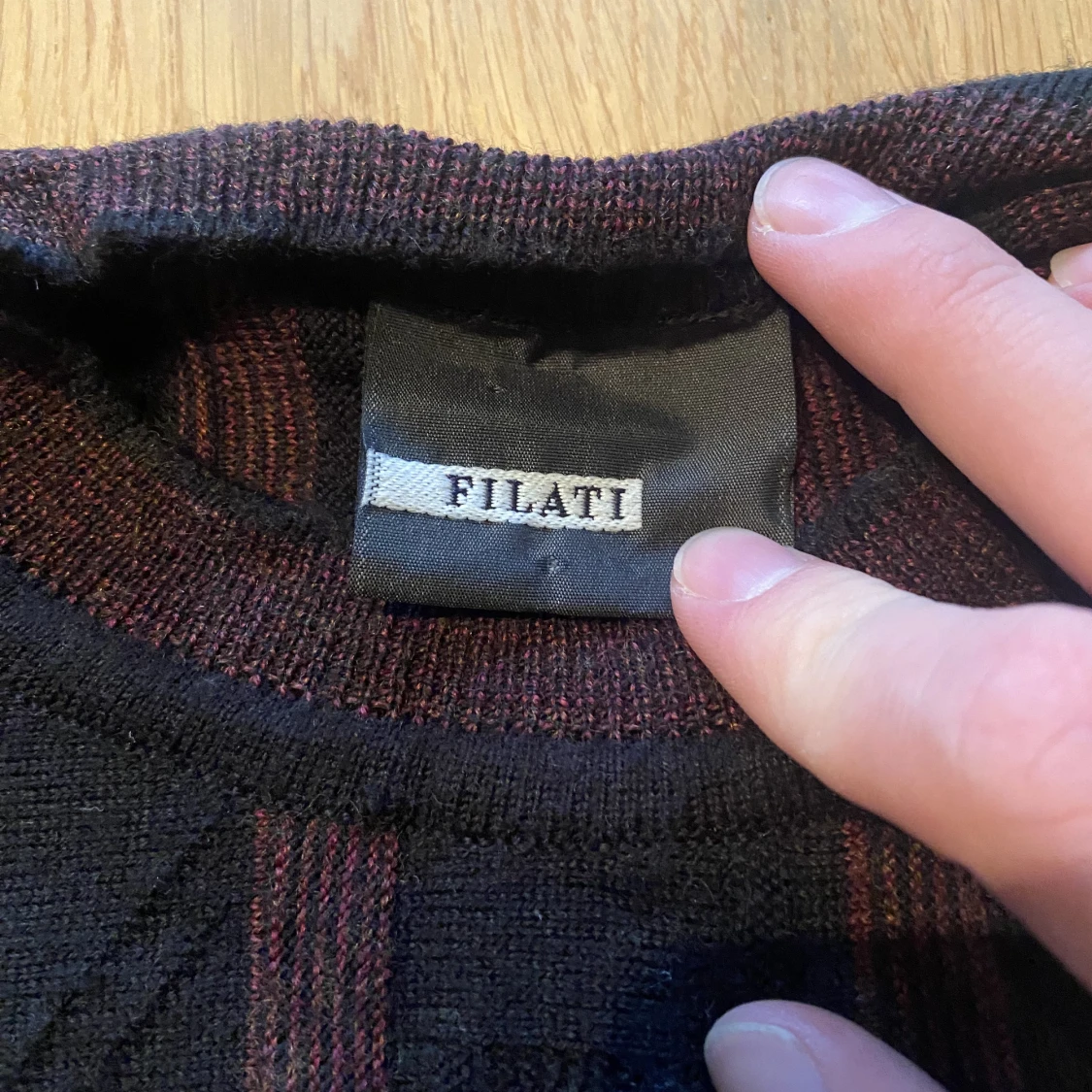 Stickad tröja Filati - 90