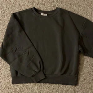 Gina tricot sweatshirt grå - Skön grå sweatshirt i stl xs🩶😊