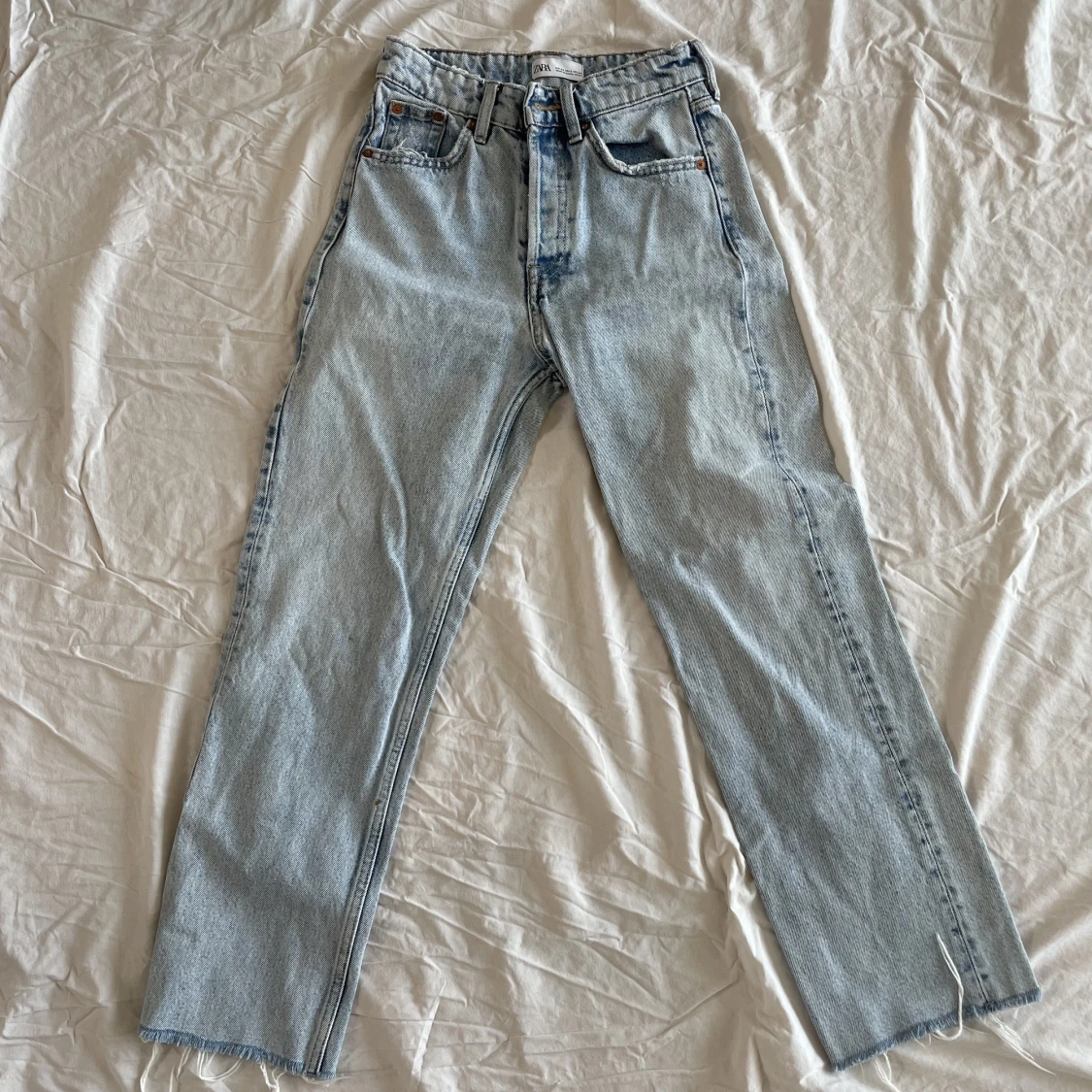 Zara jeans