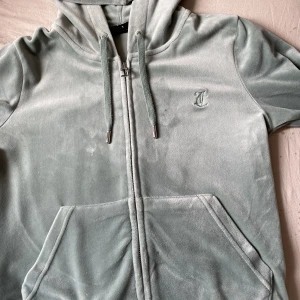 Juicy tröja - Fin kofta inga fläckar eller något, som ny💞inte mycket använd