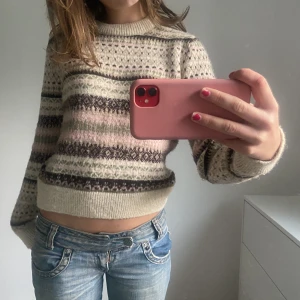 Stickat tröja  - Då skön och söt till hösten🩷