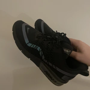 Nike airmax - Hej säljer ett par airmax i storlek 41 svåra att få tag i.