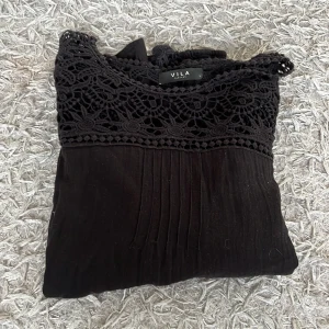 Blus - En jättefin blus från vila i ett jättefint skick 