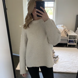 Stickad tröja - Stickad tröja från zara, bra skick