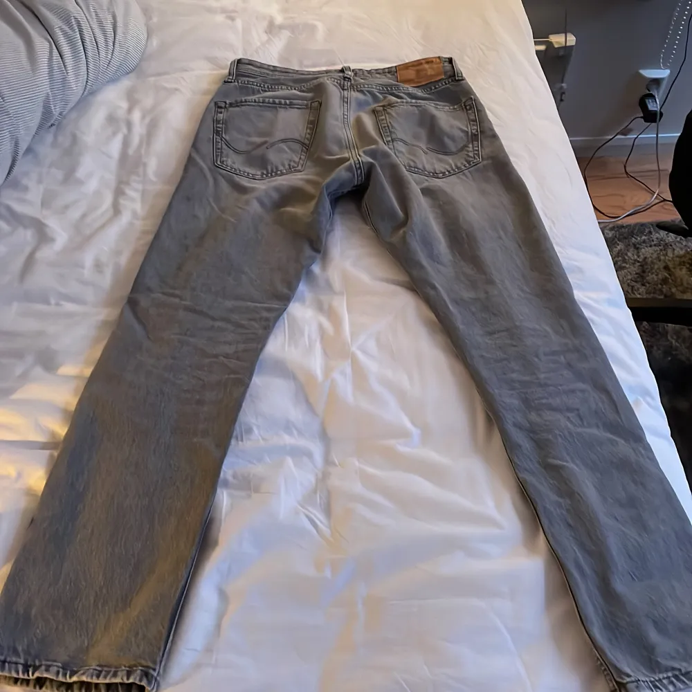 Jättefina jeans som inte kommer till användning längre  Storlek 29/32. Jeans & Byxor.