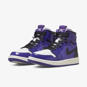 Jordans - Intressekoll på mina ass snygg Jordans!😊Dom är special beställda från USA!☺️Skulle kunna förhandla om pris💕Skriv vid fler bilder/frågor!Skriv även om du är intresserad!Har använt dom ett fåtalgånger så är i nysk!💕
