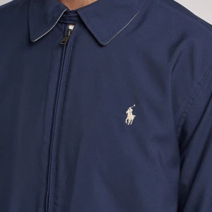 Ralph lauren jacka - Supersnygg vintage jacka från Ralph Lauren, knappt använd. Pris kan diskuteras, köpare står för frakt.