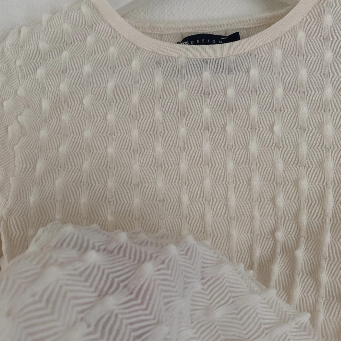 Topp med textur  - 90