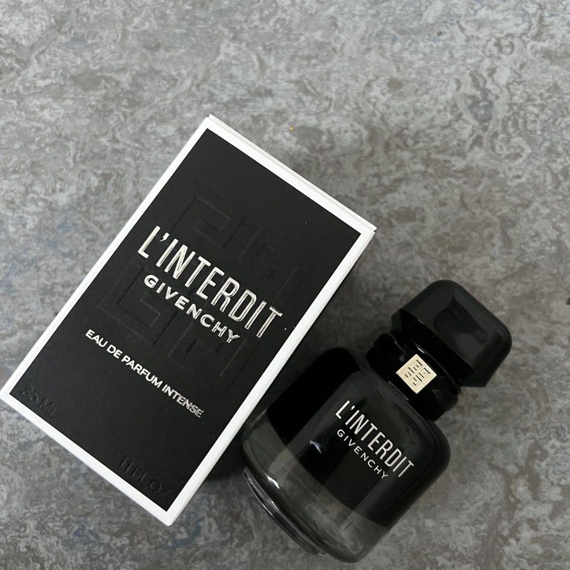 NY PARFYM ENDAST TESTAD