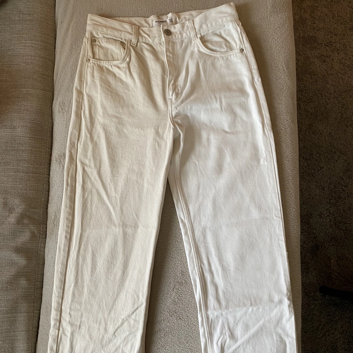 PULL&BEAR SPLIT BEIGE, VITA JEANS