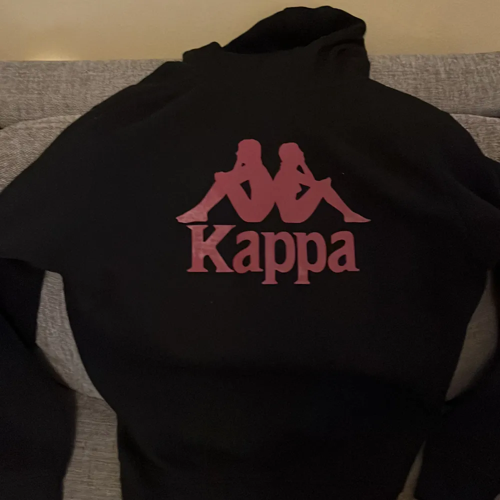 Kappa hoodie, 9/10 knappt använd. Hoodies.