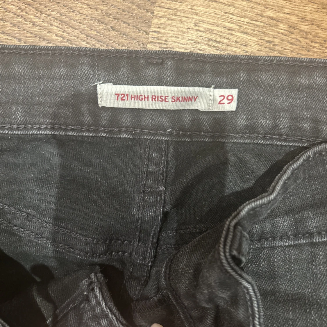 Levis jeans high rise skinny  - 90