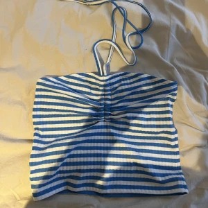 Randig tröja - Jättesöt tröja som är köpt på Zalando men aldrig blivit använd 💕 