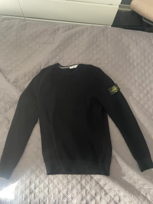 Stone island tröja i nyskick - Säljer denna feta tröjan i XL - passar M-L