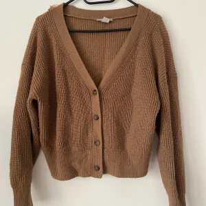 Kofta  - Snygg kofta från HM