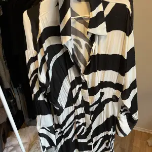 Söt zebra klänning 