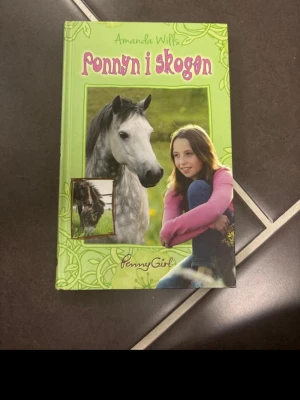 Ponnyn i skogen bok - Fint skick