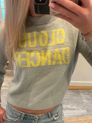 Turkos stickad tröja - Så fin turkos stickad tröja från hm, skicka gärna prisförslag🩷