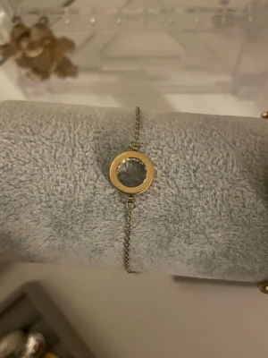 Edblad armband - Guld armband från Edblad 