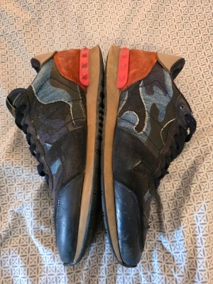 Valentino Rockrunners - Valentino Rockrunners, storlek 42,5. Fint skick, se foton. Sulan är bytt.