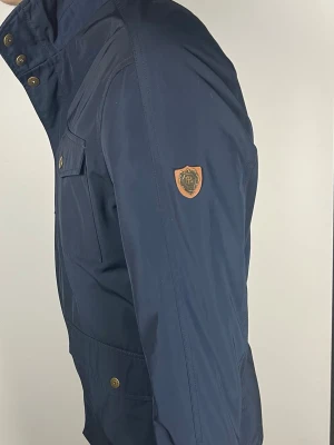 Bondelid field jacket - 👕 Plagg: field jacket                                                                 📏 Storlek: M                                                                🏷️ Märke/Modell: Bondelid                                           ✨ Skick: Fint skick                                                        💬 Vid frågor är det bara att skriva!                                                                                          🛍️ Gramenti