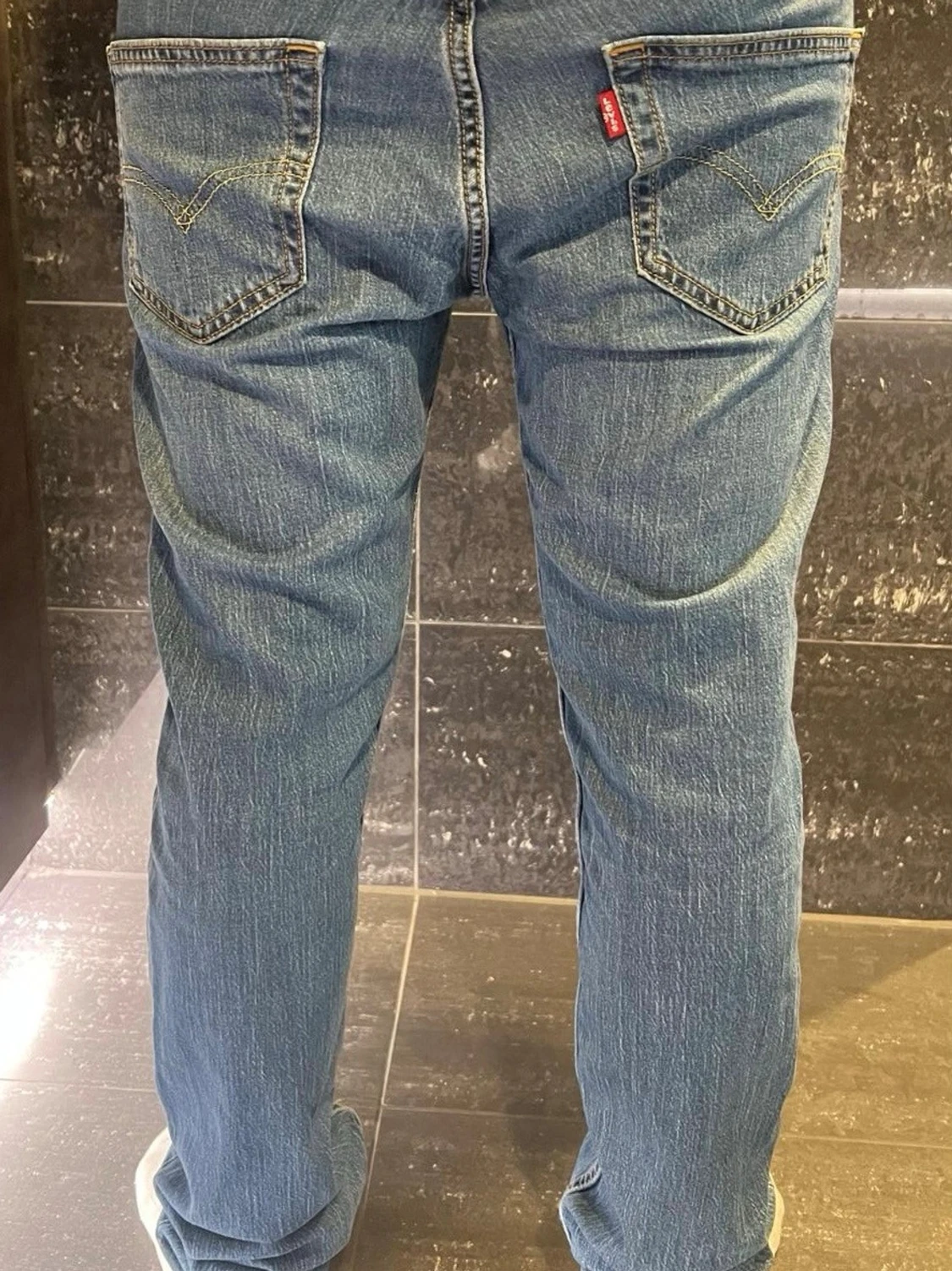 Levi's  - 3