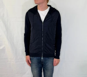 Massimo Dutti Cardigan Blue Men's - Marin cardigan från Massimo Dutti i mycket gott begagnat skick. Storlek M.