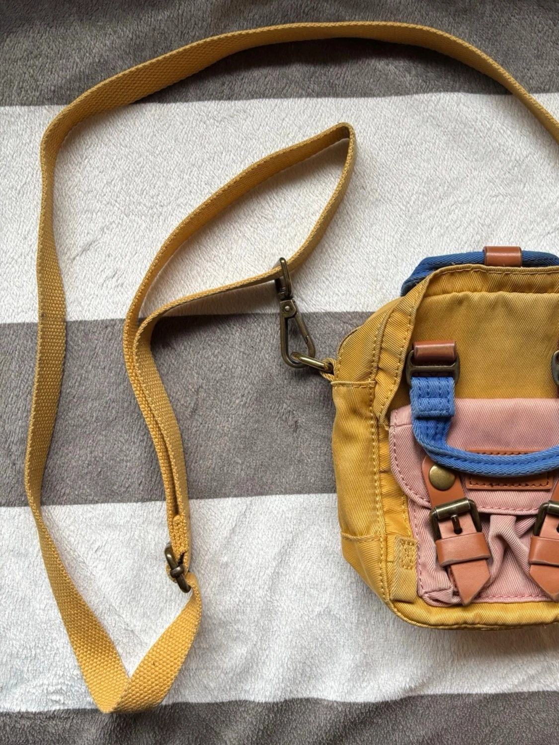 Doughnut Macaroon Tiny Crossbody Bag - 1