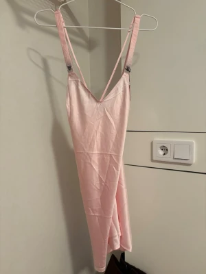 Victoria’s Secret nattlinne - Kolla gärna in alla mina andra annonser 🌸