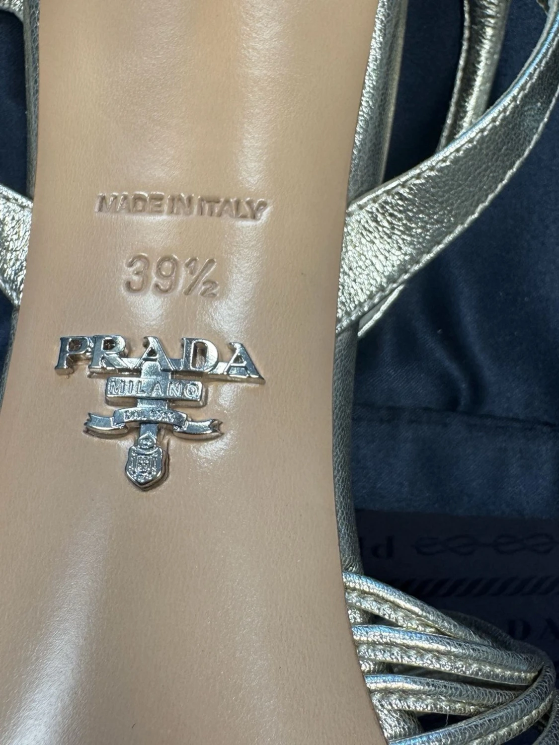 Prada Sandaler Guld Metallic Heels / EU 39,5 / Oanvända i originalbox - 5