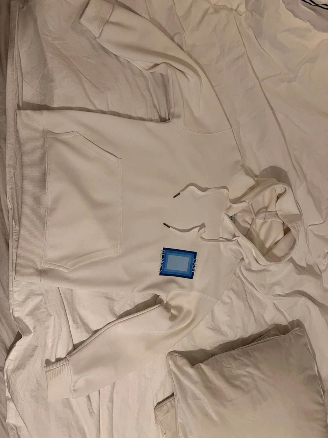 Vit hoodie med blått tryck från Casablanca - 1