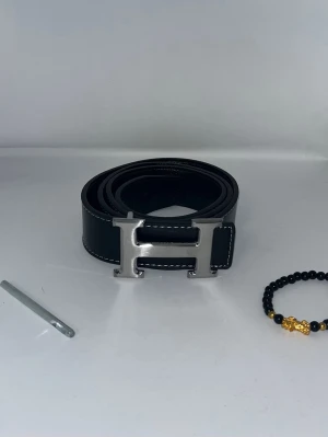 Black H belt 115 cm - Black H belt brand new 115 cm