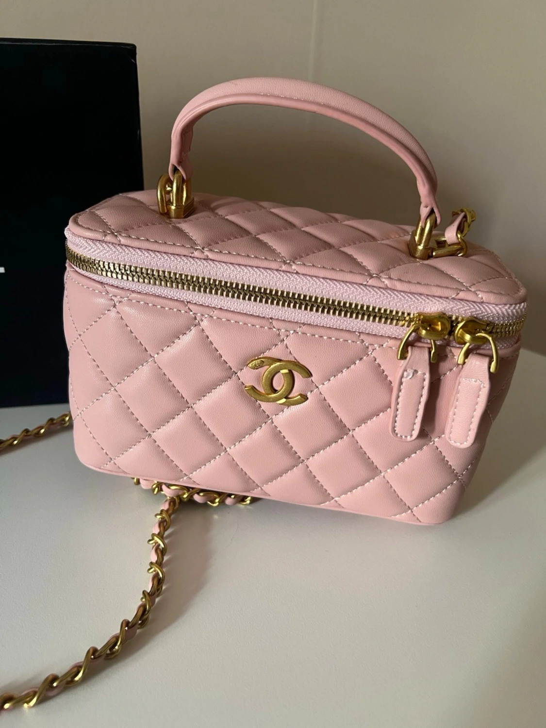 Chanel vanity  - 1