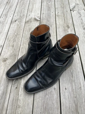 Jodhpur boots  - Extremt snygga svarta läder jodhpur boots som passar cirka 42 1/2. 