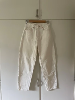 Jeans - Fint skick, använda fåtal gånger.