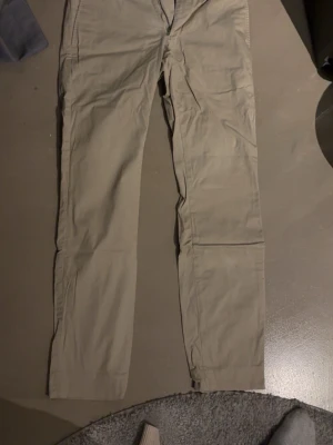 Chinos byxor - Snygga chinos som sitter skönt och snyggt, storlek 46