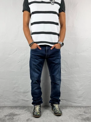 Replay jeans  - Ett par snygga jeans från Replay i storlek W31 L32 i modellen Grover  