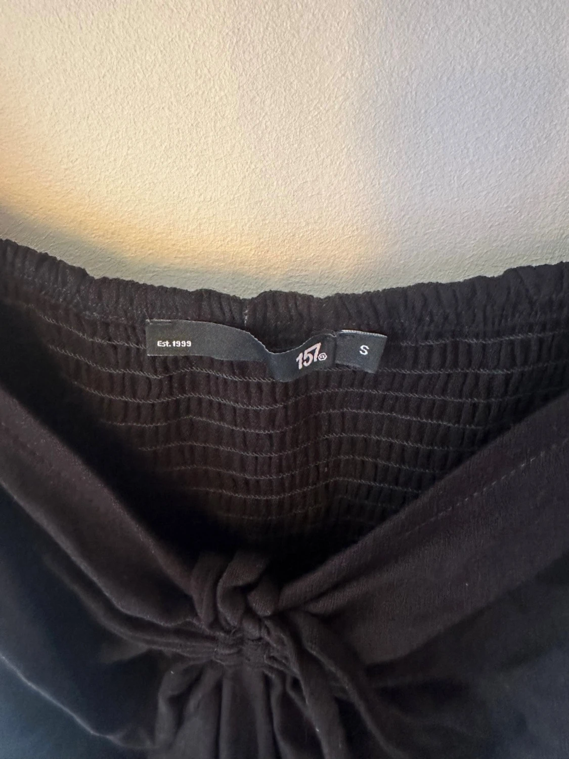 Svart off shoulder klänning 157 - 1